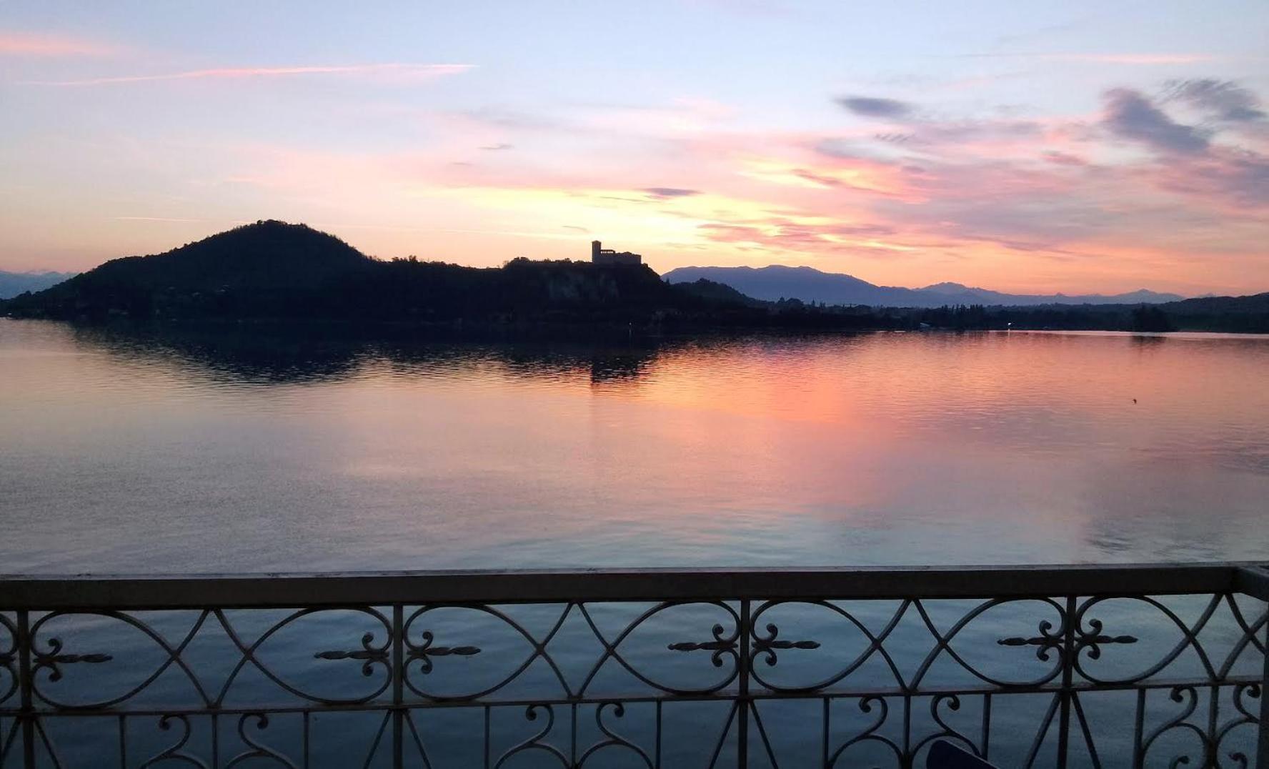 Fwl Romance On The Lake - Panorama Arona Exterior foto