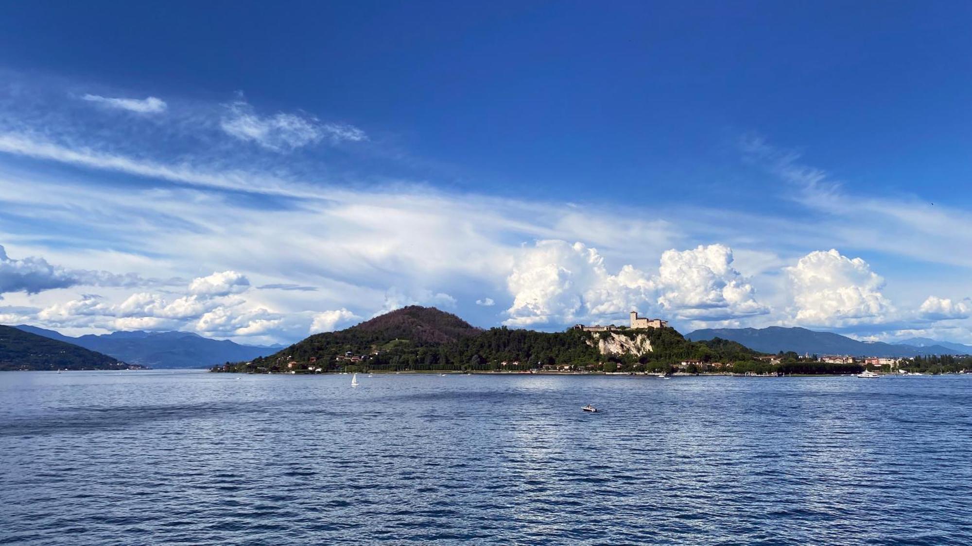 Fwl Romance On The Lake - Panorama Arona Exterior foto